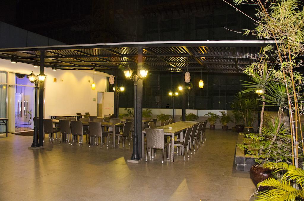 Star Points Hotel Kuala Lumpur Exterior photo